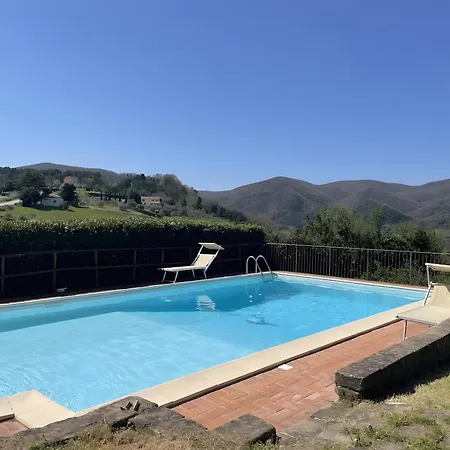 Dom wakacyjny In Tuscany Chianni